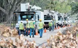  ?? STAFF FILE ?? Attorney General Pam Bondi issued subpoenas to three companies as part of an investigat­ion into allegation­s of reneging on contracts after reports that clean-uop crews left Central Florida for more lucrative work in South Florida.