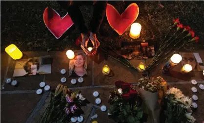  ?? Photograph: Paula Bronstein./Getty Images ?? A memorial to the victims in Boulder, Colorado, on 24 March.