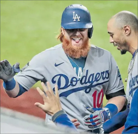  ?? Photograph­s by Robert Gauthier Los Angeles Times ?? JUSTIN TURNER sought a longer-term contract but the Dodgers didn’t budge as the sides came together days before spring training.