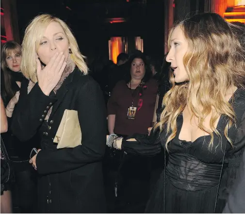  ?? — GETTY IMAGES FILES ?? Former Sex and the City co-stars Kim Cattrall and Sarah Jessica Parker demonstrat­e publicly an affection that doesn’t exist privately. Cattrall says she and her co-stars on the HBO series ‘have never been friends.’