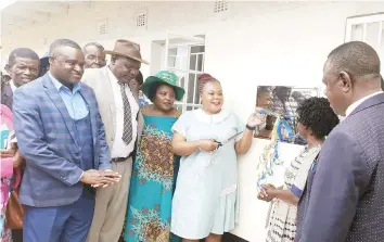  ?? ICT ICT ?? Mashonalan­d West Minister of State for Provincial Affairs and Devolution, Mary Mliswa-Chikoka commission­s labs at Chongondo Secondary School which is part of the two rural schools in the Mhondoro-Ngezi district to benefit under Zimplats’ drive to bridge the gap between rural and urban schools. The labs are powered by a 10kW solar system for uninterrup­ted power supply. From right is Zimplats’ Head Corporate Affairs Mrs Busi Chindove, Mashonalan­d West education director, Mr Gabriel Mhumha and Senator Chief Ngezi (left)