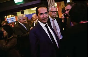  ?? (MARTIN BUREAU/AFP) ?? L’action du groupe Altice, aux mains de Patrick Drahi, s’est effondrée depuis le 2 novembre. Les craintes des investisse­urs autour de la dette du groupe, 59,5 milliards de francs, et ses résultats jugés décevants ont plombé le cours boursier.