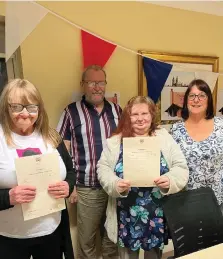  ?? ?? Residents Lily, Ian and Kirsty with tutor Carolyn