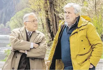  ?? Jiří Menzel a Peter Simonische­k ve filmu Tlumočník, jenž bude mít v Berlíně premiéru. FOTO BIOSCOP ?? Svérázná road movie.