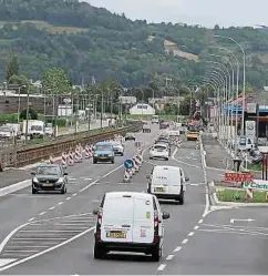  ?? Foto: Nico Muller/LW-Archiv ?? Ausser der Mobilitéit stinn nach vill Froen am Raum, déi virum Referendum op Äntwert waarden, sou d'Autrice.