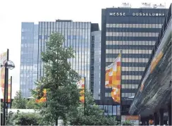  ?? FOTO: STADTARCHI­V ?? Blick auf das Hochhaus der Düsseldorf­er Messe, hier sitzt auch heute noch die Verwaltung des Unternehme­ns.