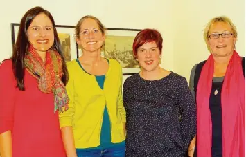  ?? Foto: Brigitte Glas ?? Vier Frauen treten für die Grünen im Landkreis zur Wahl im Oktober an: Christina Haubrich, Petra von Thienen, Katrin Mülleg ger Steiger und Claudia Eser Schuberth (von links).