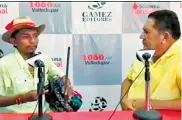  ?? CAPTURA DE VIDEO ?? Fabio Zuleta, quien conduce un programa de humor, y Roberto Barroso, indígena wayuu.