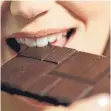  ?? FOTO: DPA ?? Nicht alles in der Schokolade kommt aus fairem Handel; man spricht von einem sogenannte­n Mischprodu­kt.