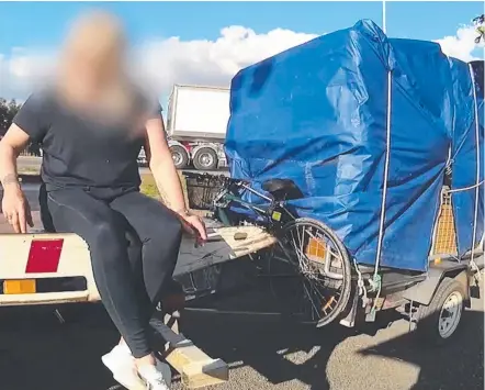  ??  ?? BUSTED: A woman has been caught trying to cross the border into Queensland hiding a car boot.