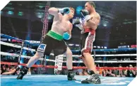  ??  ?? ANESTESIÓ AL NOQUEADOR
En mayo de 2015, el tapatío noqueó en el tercer round a James Kirkland, en el Minute Maid Park.