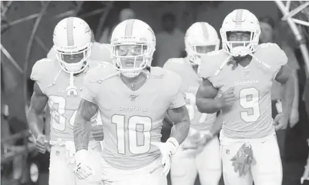  ?? WILFREDO LEE/AP ?? Kenny Stills served as the leader of Miami’s receiver unit and team captain for the past few seasons. He will take his top-shelf character to Houston.