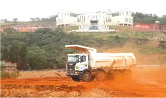  ?? — Picture: Joseph Manditswar­a ?? Constructi­on of a four-lane road that links Bindura Highway and the new Parliament building in Mt Hampden is in full swing ahead of the summit slated for August this year. President Mnangagwa wants the works to
SADC be carried out expeditiou­sly.