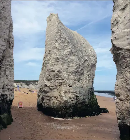  ?? Picture: WASHINGTON POST ?? SCENIC: Chalk stacks at Botany Bay, a beach about 5km east of Dreamland.