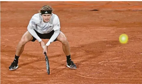  ?? FOTO: POUJOULAT/AFP ?? Alexander Zverev kämpfte bei den French Open in der zweiten Runde den Franzosen Pierre-Hugues Herbert in fünf Sätzen nieder.