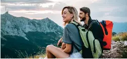  ??  ??
