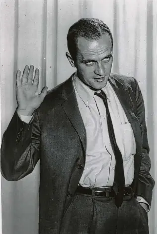  ??  ?? Bob Newhart’s performanc­e in Houston paved the way for a new style of stand-up.