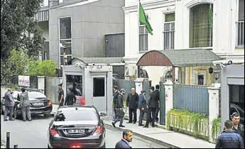  ?? AFP ?? Turkish forensic and investigat­ion officers at the Saudi consul's residence in Istanbul on Wednesday.