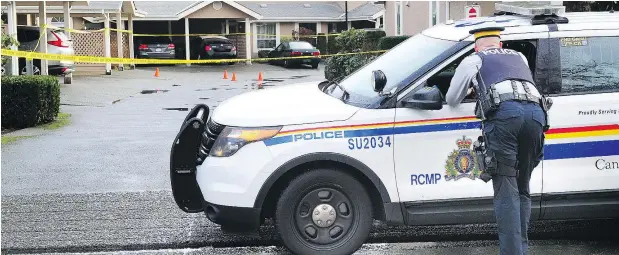  ?? NICK PROCAYLO/PNG ?? RCMP were on scene at the 9500-block of Prince Charles Boulevard in Surrey on Thursday. A teenager is in critical condition in hospital after he was shot in the neck while seated in a vehicle on Wednesday. The 17-year-old’s brother drove him to the hospital.