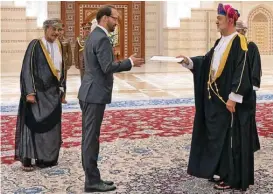  ?? ?? His Majesty Sultan Haitham bin Tarik receives credential­s from Thomas Oertle, Ambassador of Switzerlan­d