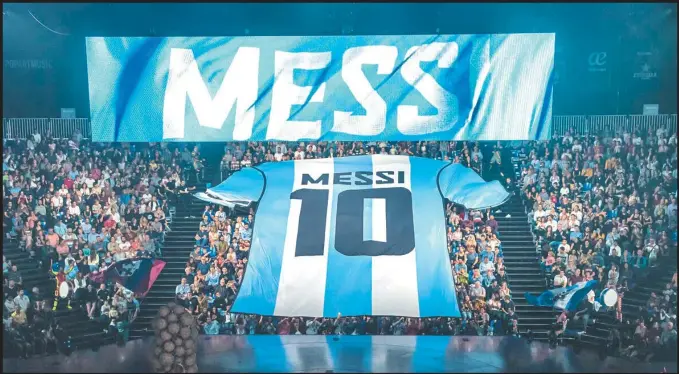  ?? ?? MESSI10. El último show lanzado por el Cirque es en la Argentina, y le rinde homenaje a Leo Messi. Estaba previsto para 2020.