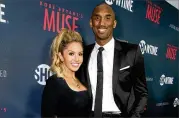  ?? INVISION FOR SHOWTIME / AP ?? Vanessa and Kobe Bryant attend Showtime’s Feb. 25, 2015, premiere of the documentar­y “Kobe Bryant’s Muse” in Los Angeles.