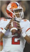  ?? Ap phOTO ?? CALLING AN AUDIBLE: Quarterbac­k Kelly Bryant will take advantage of the new NCAA transfer rule and leave Clemson.