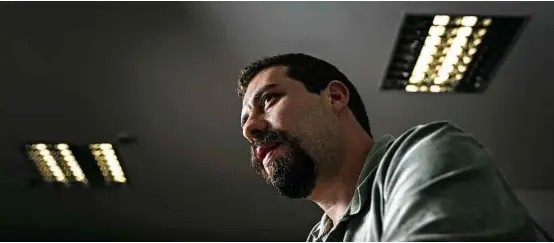  ?? Avener Prado - 5.fev.2018/Folhapress ?? O principal líder do Movimento dos Trabalhado­res Sem-Teto, Guilherme Boulos, que cogita disputar a Presidênci­a da República pelo PSOL em outubro