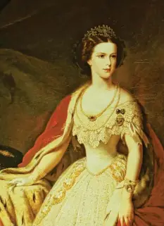  ?? Foto: Erich Echter (Archivbild) ?? Sisi in Staatsrobe: Dieses Porträt der Kaiserin Elisabeth zeigt sie am Wiener Hof und ist in Aichach ausgestell­t.