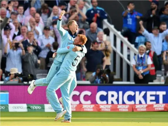  ??  ?? World Cup winners Joe Root and Johnny Bairstow, no untried ingenues, made life prob-, er, difficult for New Zealand last Sunday (Getty)