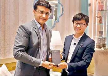  ??  ?? BCCI president Sourav Ganguly (left) with a Vivo representa­tive in this file photo.