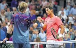  ??  ?? PERFECTO. Rublev saluda a Nadal, un ciclón de juego en el US Open.