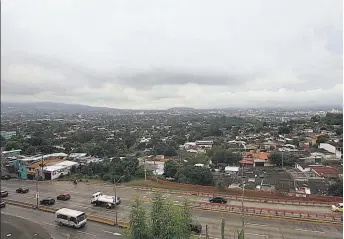  ??  ?? Alerta Las lluvias se mantendrán este martes y también mañana.