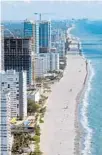  ?? LOU TOMAN/SUN SENTINEL FILE ?? A ban on surfing may be on the way out at Hallandale Beach.