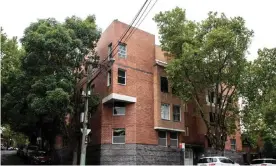  ?? Photograph: Flavio Brancaleon­e/AAP ?? Police arrested a man at a Surry Hills unit on Tuesday night and charged him with murder. The body of a missing nine-year-old girl was found near the Blue Mountains.