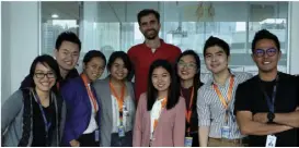  ??  ?? The Laz Mark winners pose with Lazada Indonesia PR lead Astrid Puspitasar­i, Lazada Indonesia co-CEO Florian Holm, Lazada Philippine­s PR lead Jio Zorrilla and Lazada Indonesia PR manager Andri Parulian after an insightful ecommerce workshop at the...