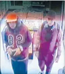  ??  ?? Mystery men: Do you recognise these men? Contact us at editor@kmananews.co.nz.