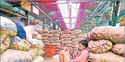  ?? PTI ?? ■
Wholesale food inflation picked up marginally in July to 4.1% from 2% in the preceding month, according to data released by the industry department.