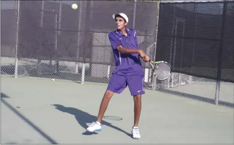  ?? KARINA LOPEZ PHOTOS ?? Southwest High’s Raj Toor competes for the Eagles during a home match. Toor earned Imperial Valley League Player of the Year honors this season.