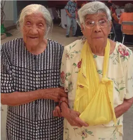  ?? Pablo Navarrete Gutiérrez, ?? Coordinado­r de Asuntos Jurídicos del INMUJERES. In memoriam A mi tía abuela, Juanita Segoviano Lona (izq) y a mi abuelita Enedina Segoviano Lona, “Mamá Ninos” (der), en su reciente partida a sus 101 años de vida.