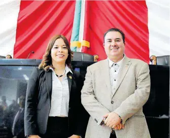  ?? / CORTESÍA ?? Diputados Arturo Parga Amado y Rocio Sarmiento Rufino.