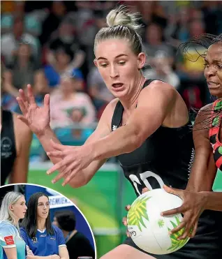  ?? GETTY IMAGES ?? Michaela Sokolich-Beatson tussles with Malawi’s Mwai Kumwenda at the Commonweal­th Games in 2018, top, and watches on with Northern Mystics team-mate Bailey Mes at a NZ premiershi­p match.