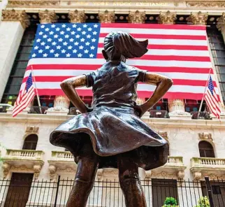  ?? ?? ‘La niña sin miedo’, escultura que se encuentra frente a la sede de la Bolsa de Nueva York.