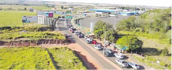  ?? ?? Frontera seca entre Paraguay y Brasil, punto en que se desarrolla­rá hoy la manifestac­ión.