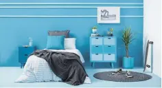  ?? ?? Clever use of tones and texture make this muted blue bedroom calming but still cool for kids.