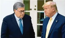  ?? FOTO ČTK/AP ?? Další odpadlík? Ministr spravedlno­sti William Barr (vlevo) bude možná dalším, kdo v Trumpově administra­tivě skončí. Prezident odpor nese nelibě.