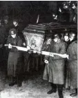  ??  ?? Paris, Ostbahnhof, 1940: Ankunft des Sarkophags Napoleons II.