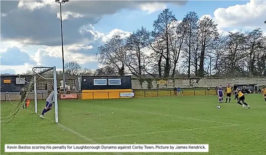  ?? ?? Kevin Bastos scoring his penalty for Loughborou­gh Dynamo against Corby Town. Picture by James Kendrick.