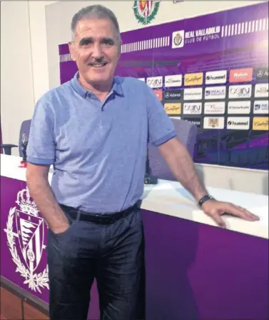  ??  ?? CONCENTRAD­O. Paco Herrera volvió a mostrar confianza en su equipo para un choque importante.