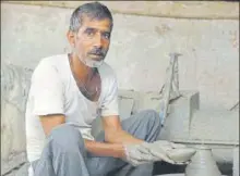  ?? VIPIN KUMAR/HT PHOTOS ?? Potter Shayam Lal Prajapati makes diyas during the festival season, otherwise he ferries people on his cycle-rickshaw.